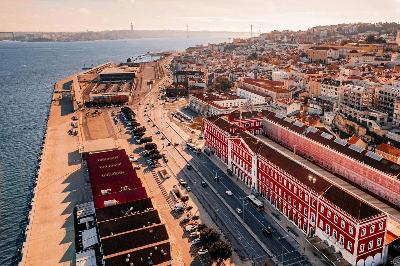 The Editory Riverside Santa Apolónia Hotel Lisboa Portugal