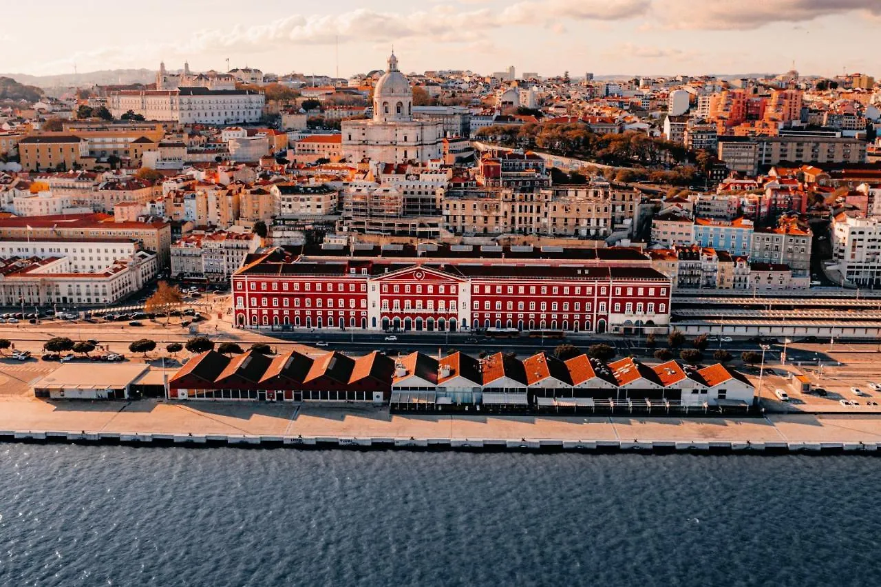 The Editory Riverside Hotel, An Historic Hotel Lisbona