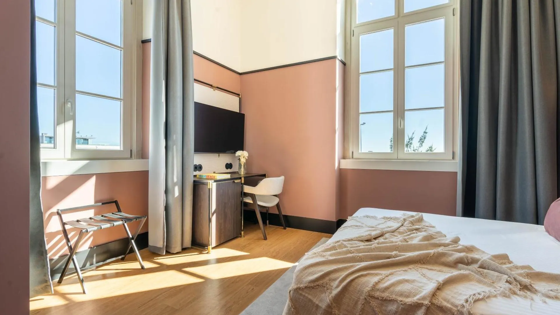 The Editory Riverside Hotel, An Historic Hotel Lissabon 5*,  Portugal