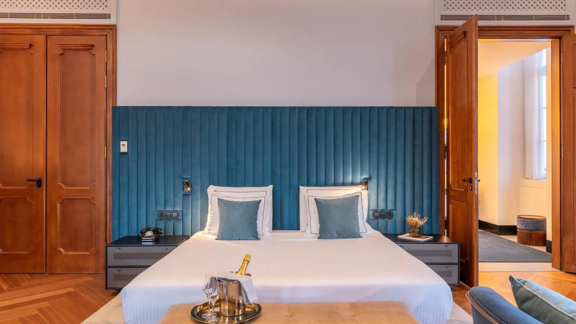 *****  The Editory Riverside Hotel, An Historic Hotel Lissabon Portugal