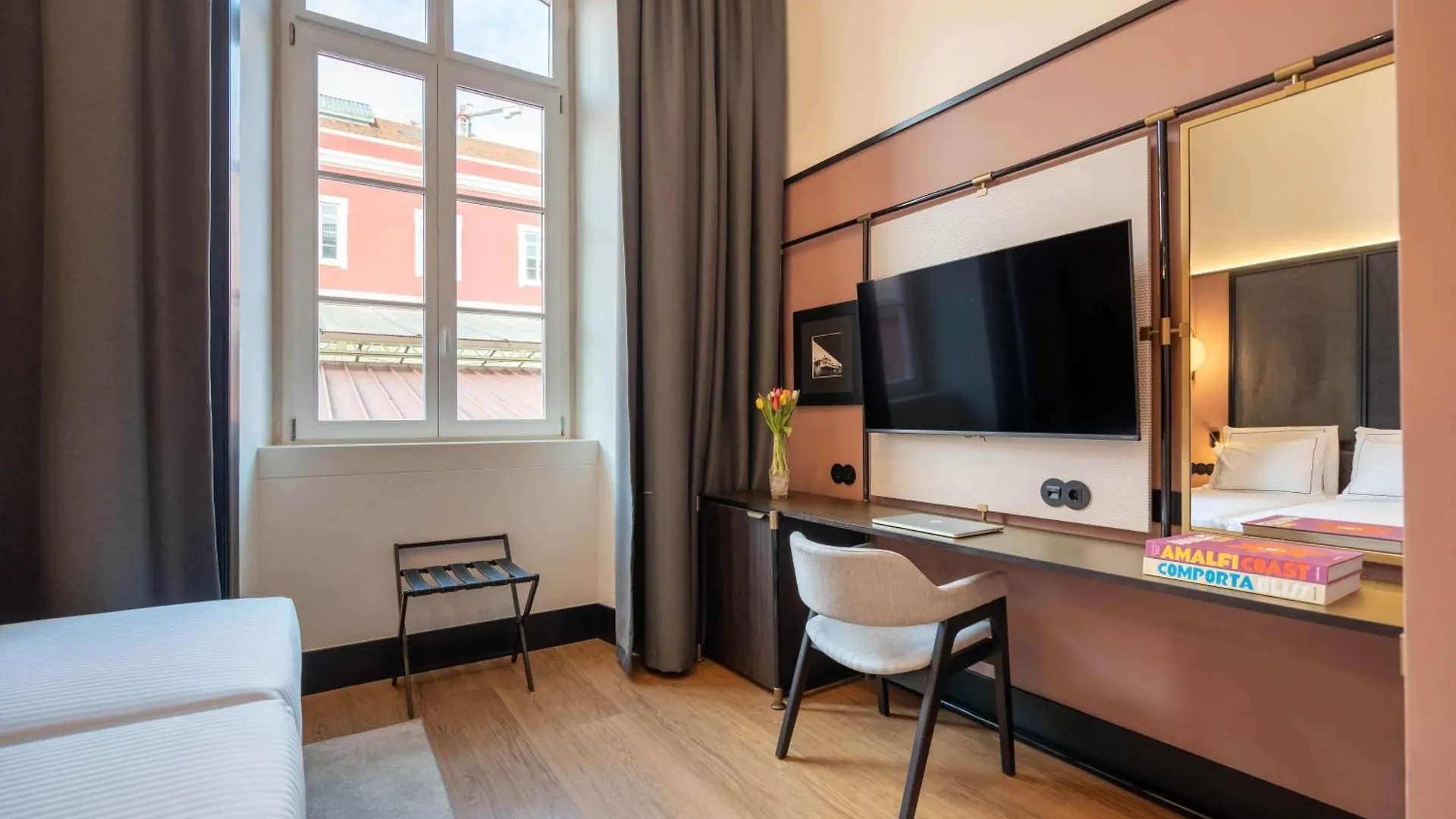 The Editory Riverside Hotel, An Historic Hotel Lisbon
